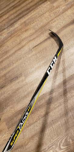 New CCM Right Handed Super Tacks 2.0 75flx