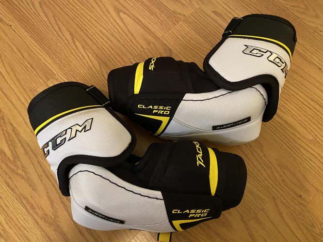 Used Senior Extra Large CCM Tacks Classic Pro II Elbow Pads