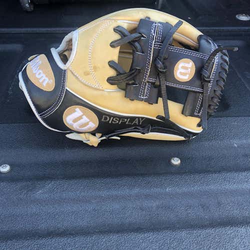 High School/College Infield A2000 11.75" Baseball Glove