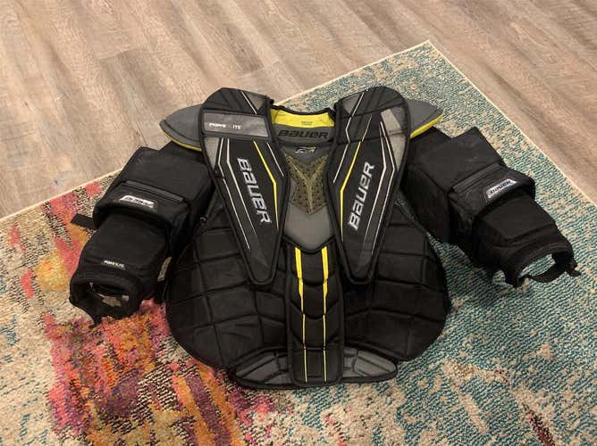 Senior Large Bauer Supreme 2S Pro  Goalie Chest Protector