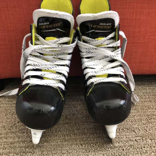 Youth Bauer Supreme S27 Regular Width Size 12.5 Hockey Skates