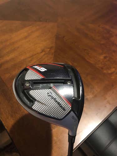 Men's Right Handed M5 Stiff Flex 9 Loft Driver