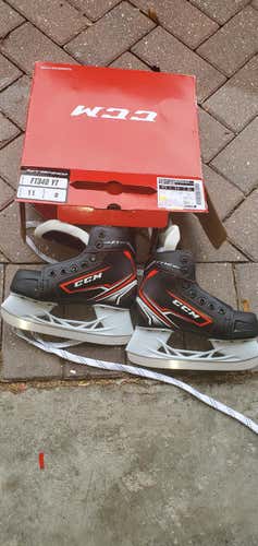 Youth New CCM JetSpeed FT340 Hockey Skates Size 11