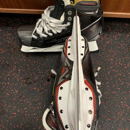 Senior Bauer Vapor 2X Pro Regular Width Pro Stock Size 11 Hockey Goalie Skates