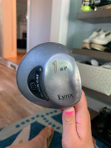 Women's Right Handed Black cat Regular Flex Driver