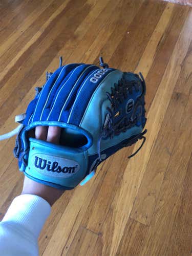 Used Right Hand Throw A2000 11.25" Baseball Glove
