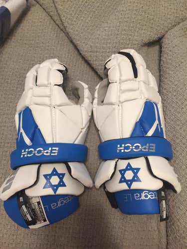 Blue New Player's Epoch Integra LE 12" Lacrosse Gloves