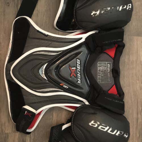 Senior Small Bauer Vapor 1X Lite  Shoulder Pads