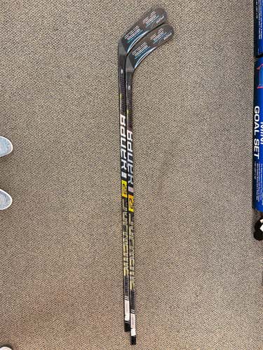 Senior Right Handed Supreme 2S Pro Toe Pattern Hockey Stick
