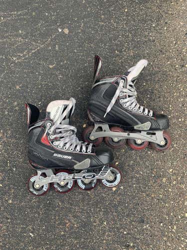 Senior Bauer Regular Width Size 7 Inline Skates