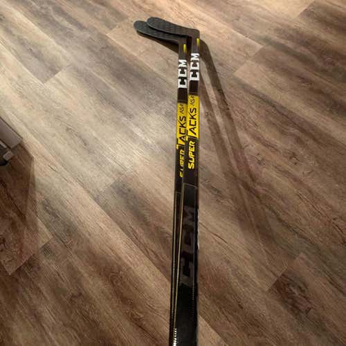 2 pack CCM SuperTack As2 Pro 75 Flex P28M LH