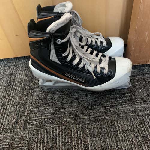 Senior Bauer Elite Regular Width  Size 8 Hockey Goalie Skates