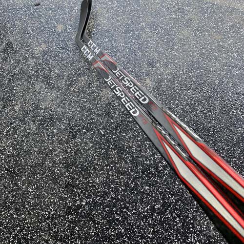 2 Pack - CCM JetSpeed FT2 70 Flex P28 RH