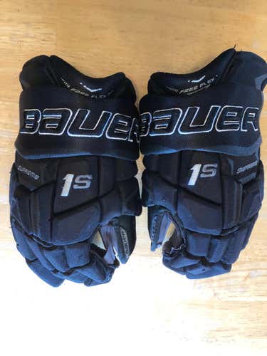 Black Used Senior Bauer Supreme 1S Gloves 15"