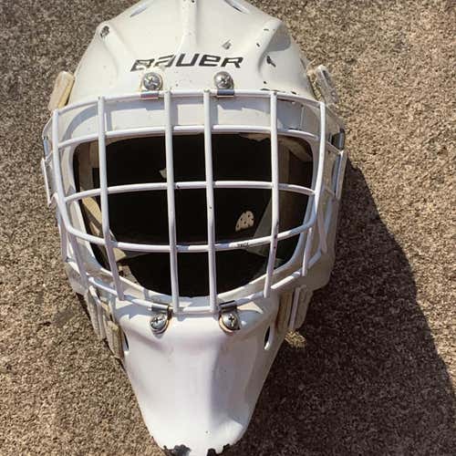 White Senior Bauer Profile 950x Goalie Mask