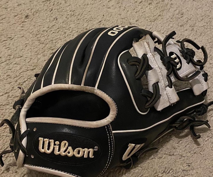 Used Right Hand Throw A2000 11.25" Baseball Glove