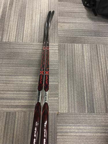 2 Senior Left Hand Vapor 1X Lite Toe Pattern  Hockey Stick