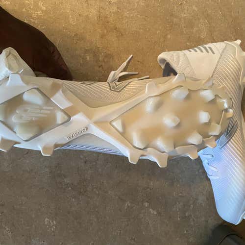 New Balance Men’s Freeze LX 2.0 Cleats