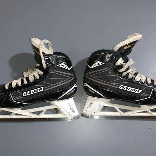 Junior Bauer Supreme S170 Size 5.5 Goalie Skates