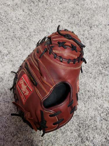 Used High School/College Rawlings Right Hand Throw Catcher's Heart of the Hide Baseball Glove 32.5"