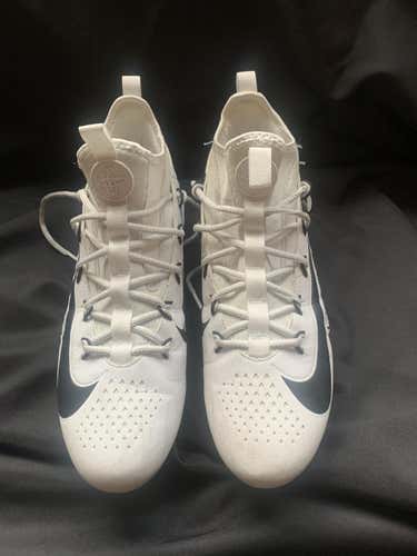 White Used Adult Men's Size 12 Molded Cleats Nike