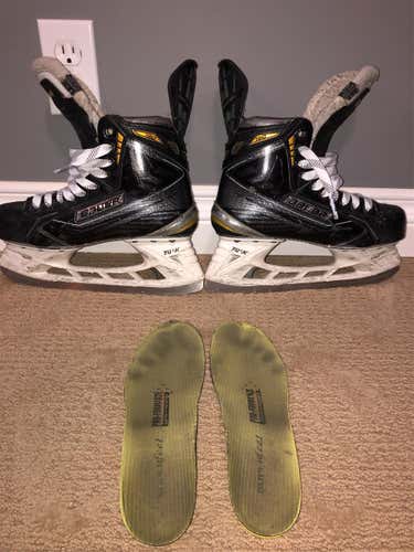 Senior Bauer Supreme 190 Regular Width  Size 6 Hockey Skates