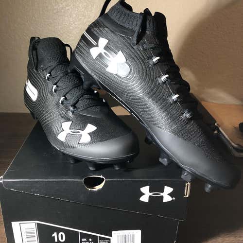 Black Under Armour Spotlight MC - Sz 10