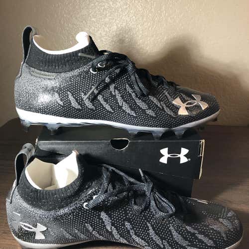 New Black Under Armour Spotlight Lux MC - Sz 13
