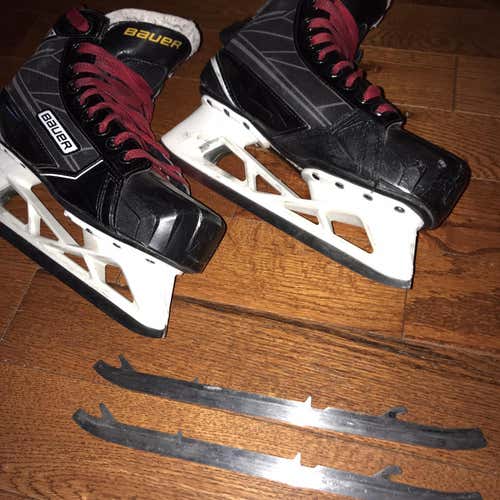 Bauer s170 Goalie Skates(EXTRA BLADES INCLUDED)