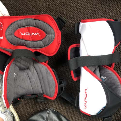 Bauer Vapor Knee Guards