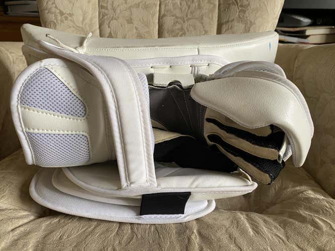 White New Senior Brian's Regular G-Netik 8.0