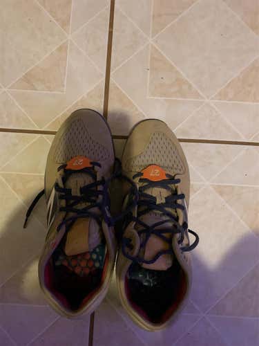 Gray Men's Metal Low Cut