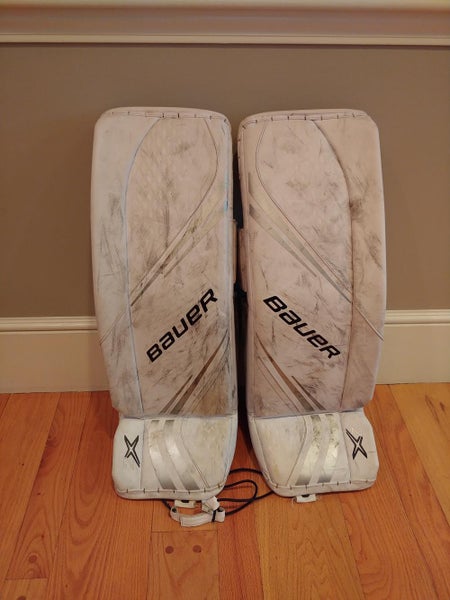 White Used Intermediate-Large- 30" Bauer Vapor 2X Goalie Leg Pads