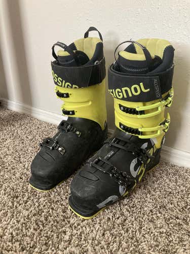 Used Rossignol AllSpeed 120 Ski Boots Stiff Flex