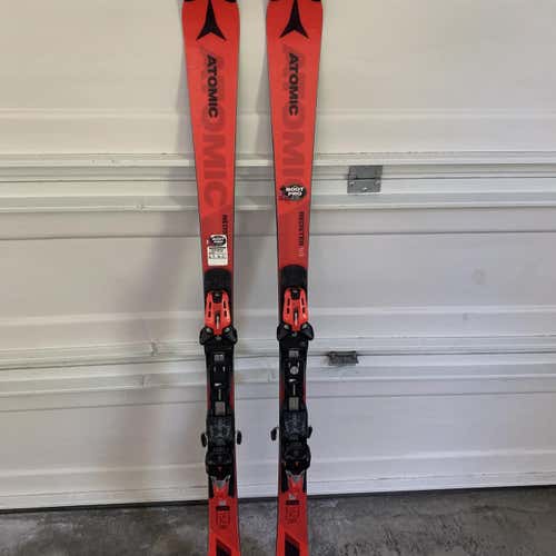 2019 Atomic Redster S9 Junior Skis 152 cm with X12TL Bindings (Din 4-12)