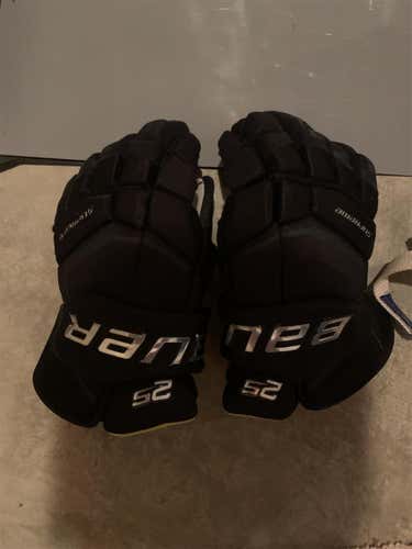 Black Senior Bauer Supreme 2S 14" Gloves