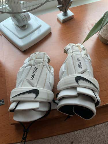 White Used Player's Nike Vapor 14" Lacrosse Gloves
