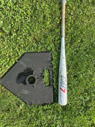 Used High School/College BBCOR Certified Marucci Alloy CAT 7 Bat (-3) 28 oz 31"