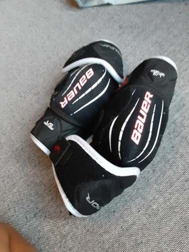 Used Junior Large Bauer Vapor X800 Elbow Pads