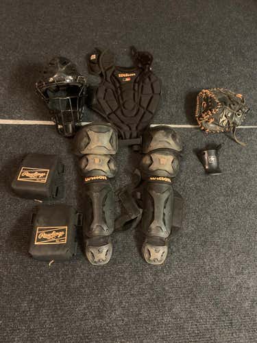 Used Youth Wilson C1K Catcher's Set