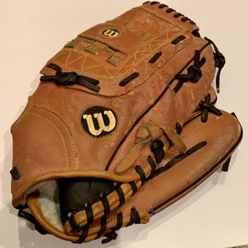 Wilson 13" A2492 Baseball Softball Mitt Glove RHT Advisory Staff