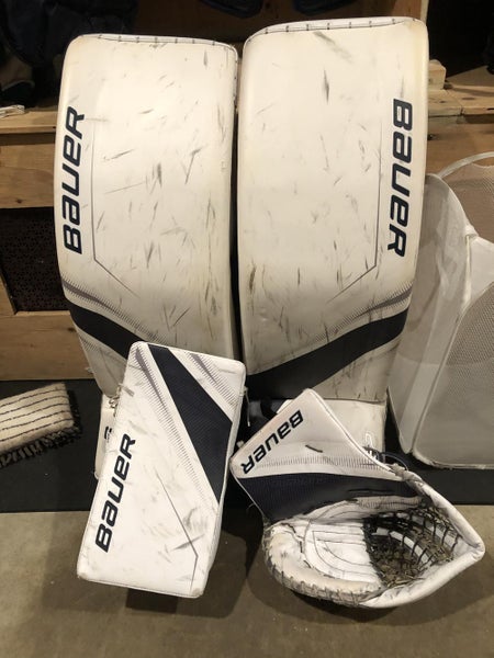 White Used Senior 35" Bauer Vapor 1X Set Dressed as 2s