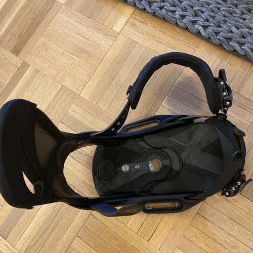 Women's Medium Burton Lexa Snowboard Bindings