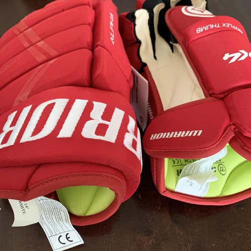 Red Senior Warrior Alpha DX4 14"  Gloves