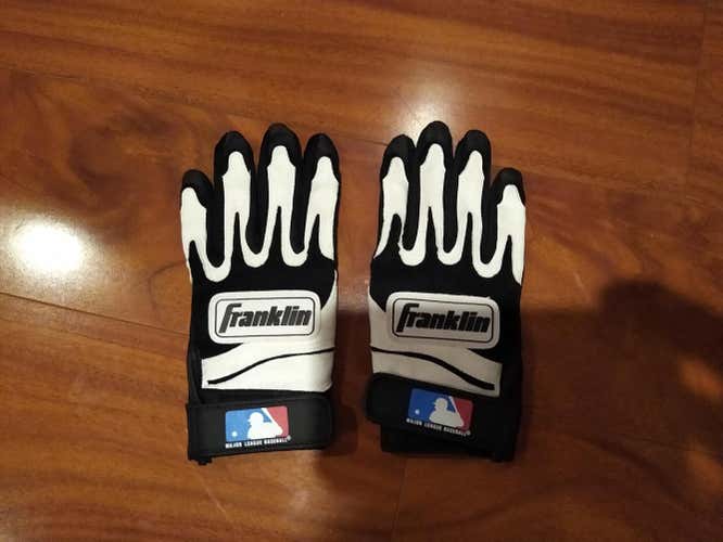Black New Small Franklin Youth Flex Batting Gloves
