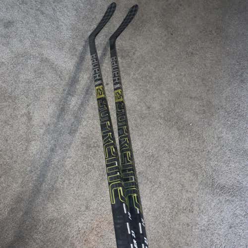 2 Pack Of Bauer 2s Pro 77 Flex P28m Curve RH
