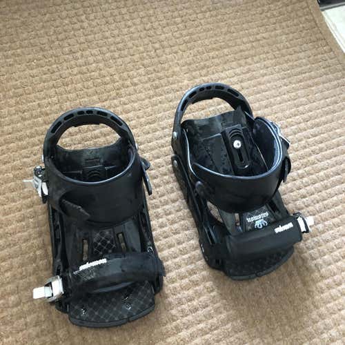 Men's Md Black Salomon Snowboard Bindings