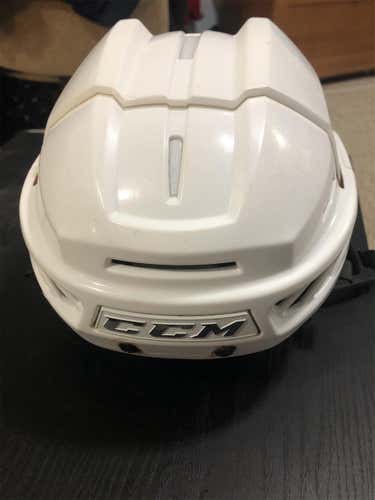 Team Ordered Medium CCM Fitlite 3DS