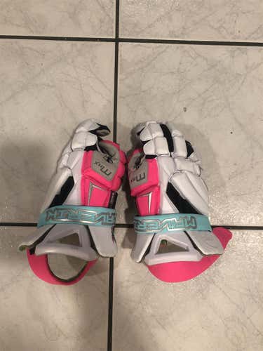 White New Player's Maverik Max 13" Lacrosse Gloves Chrome LC