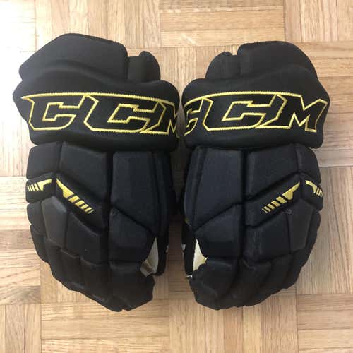 Like New Black CCM HGTK Gloves 14”